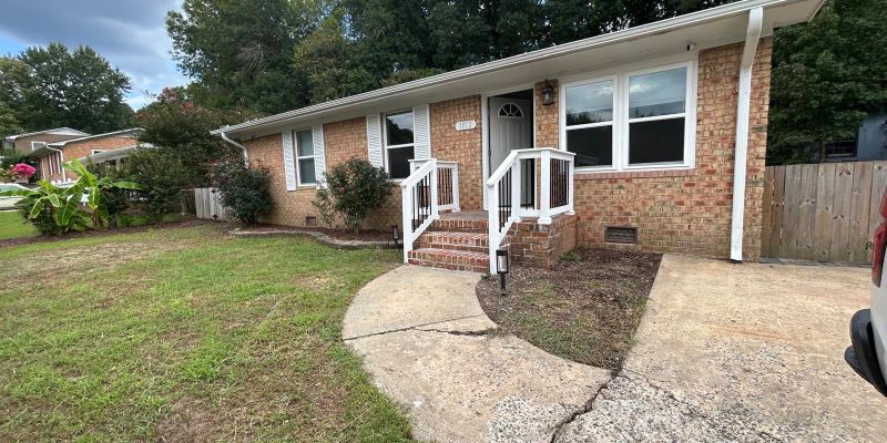 Durham House: 1012 Ancroft Ave