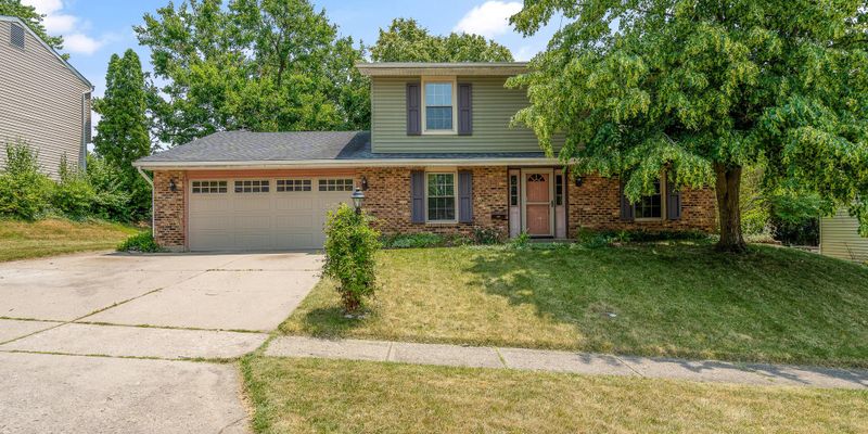 Dayton House: 5420 Split Rock Dr