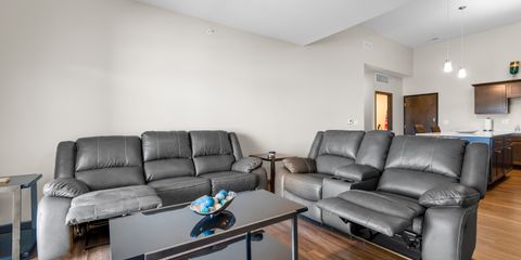 13-136 2871 Spring Rose Cir.jpg