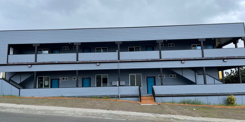 Everett Apartment: 3130 Broadway