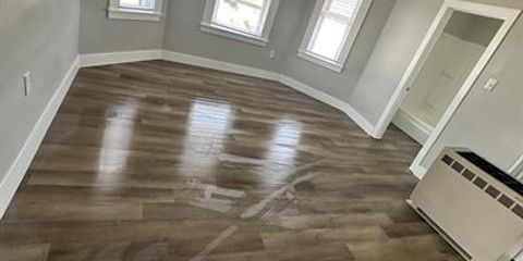 977 3rd.jpg