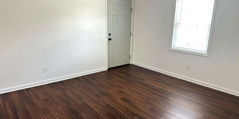 Louisville Apartment: 3620 Manslick Rd