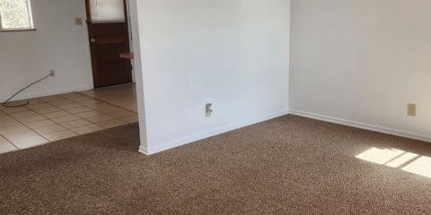 P3 Livingroom 2.jpg
