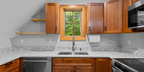 Kitchen Work Area.jpg