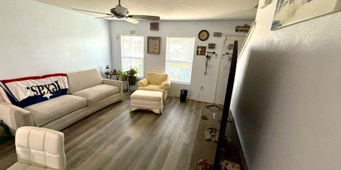 Gladiola LR Furnished.jpg
