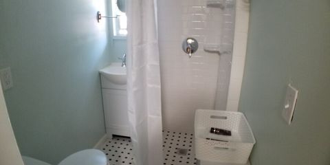 719c bath.jpg