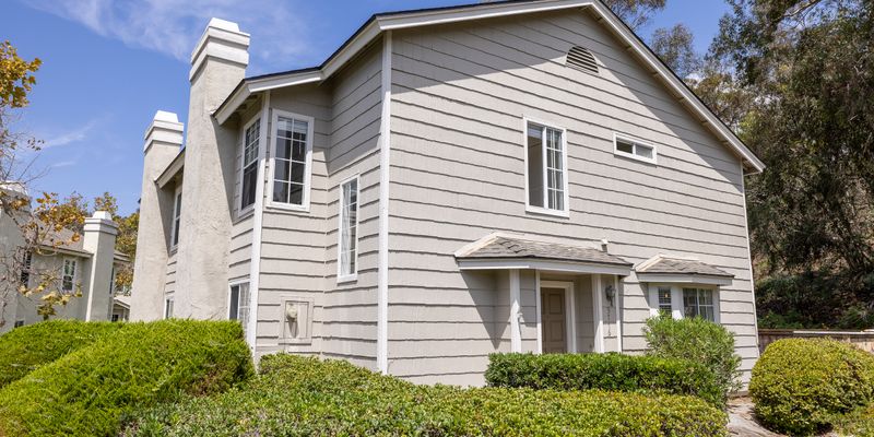 Carlsbad House: 3776 Portland Ct