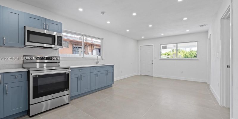 Miami House: 1849 NW 16th St