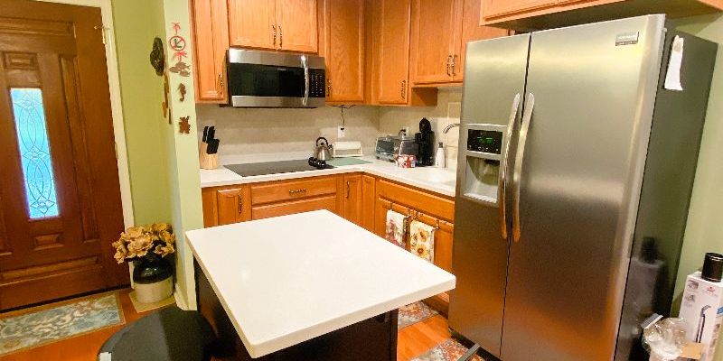 Savannah House: 210 Calley Rd