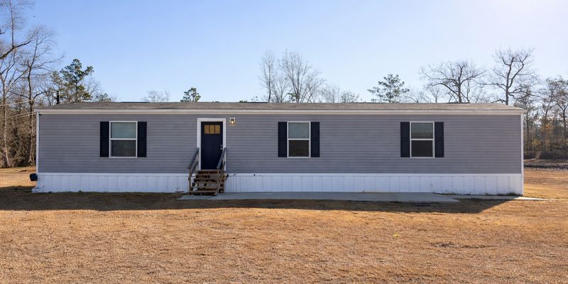 Lake Charles House: 1022 Verna Ln