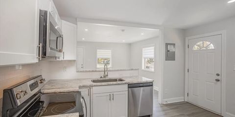 Kitchen outlook.png