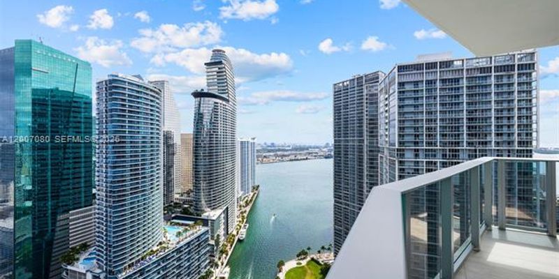 Miami Condo: 77 SE 5th St