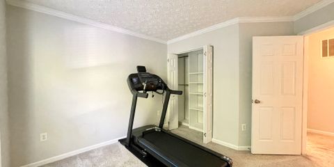 bedroom1.jpeg