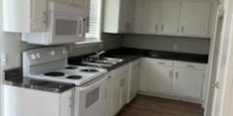 Winfield Townhome: 226 Medical Dr