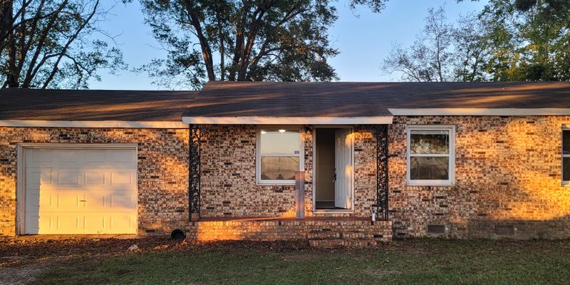 Dothan House: 1526 Mance Newton Rd