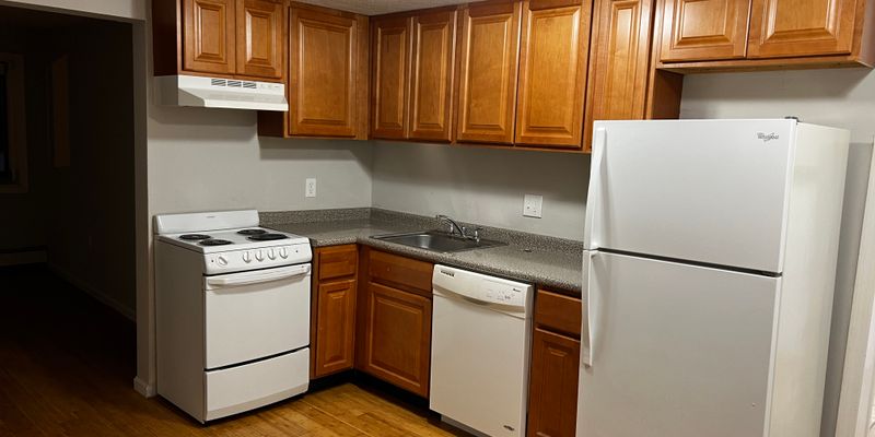 Marlborough Apartment: 85 Broad St