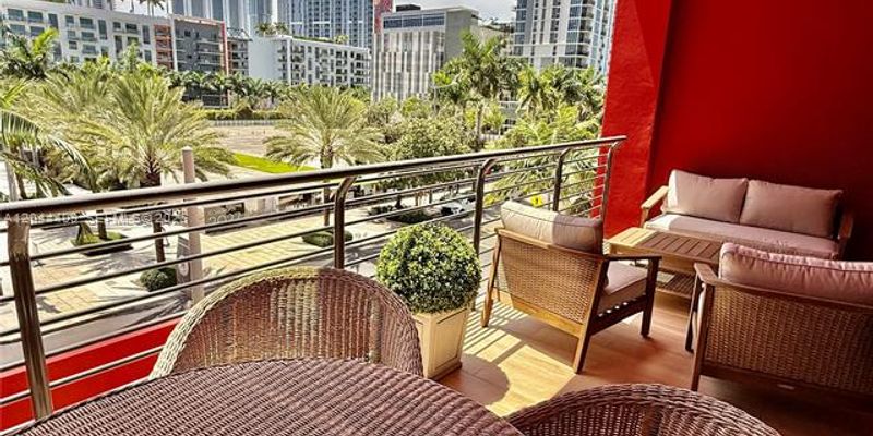 Miami Condo: 90 NE 32nd St