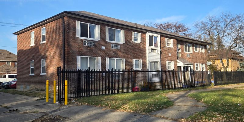 Detroit Apartment: 3700 Pasadena St