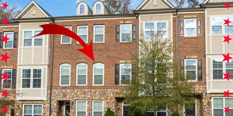 Raleigh House: 831 Bankston Woods Way