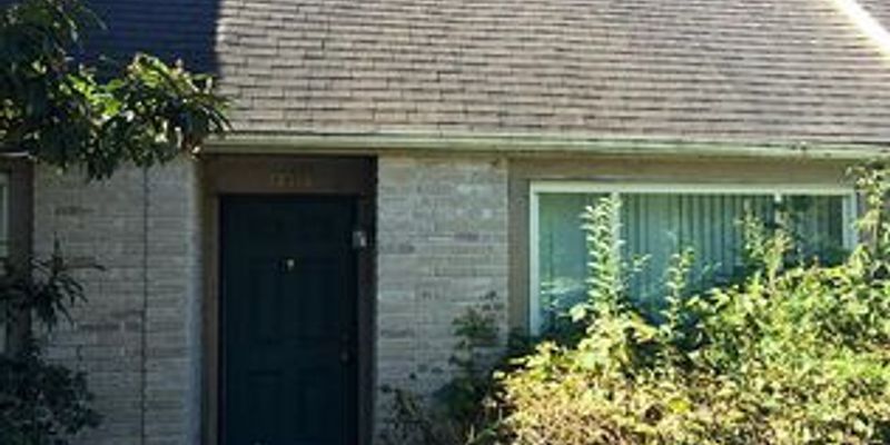 Houston House: 15521 Aldine Westfield Rd