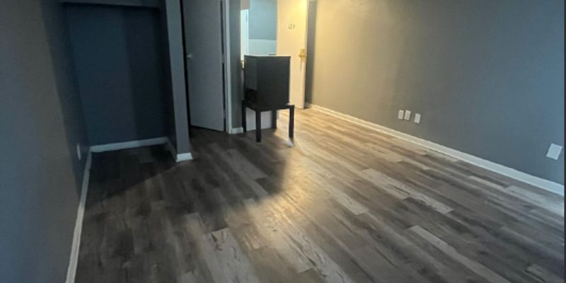 Toledo Apartment: 111 South Summit Street 202