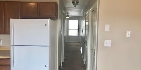 Hallway by Kitchen.jpg