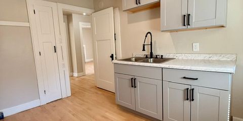 Kitchen2.jpeg