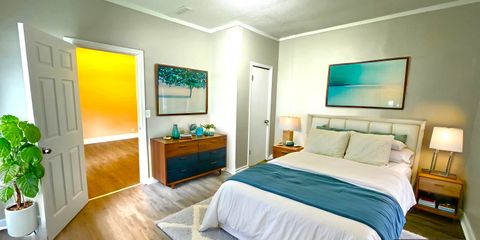 IMG_4558 - Bedroom - Modern - 12.jpg