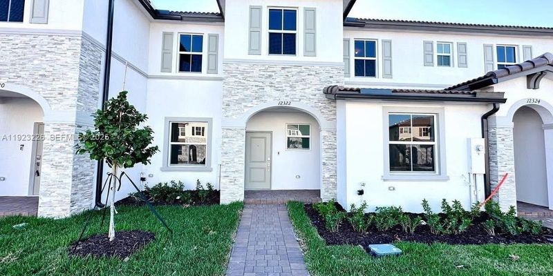 Miami Shores House: 12322 NW 23rd Ct