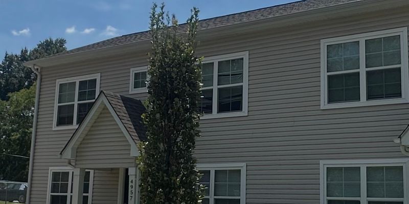 Charlotte Multiplex: 4959 Hillsboro Ave