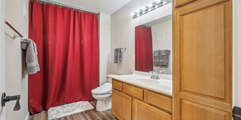 21-161 80 Circle Dr 5.jpg