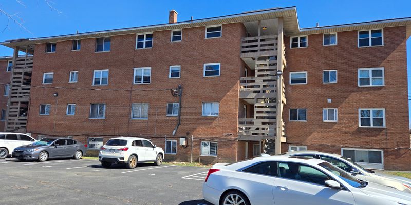 Troy Apartment: 61 Vandenburgh Ave