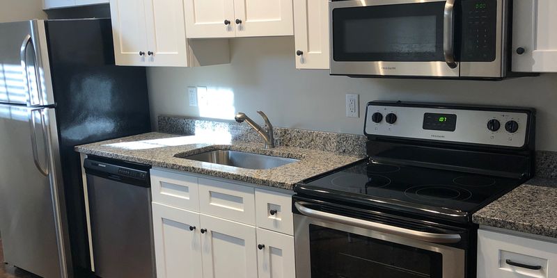 Halifax Apartment: 722 Mountain Road