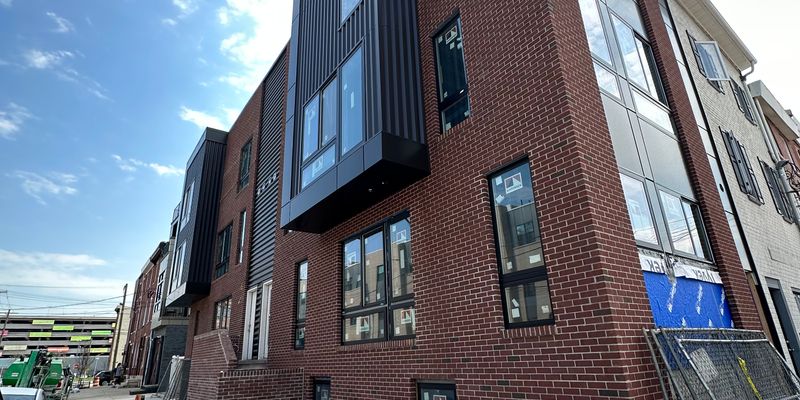 Philadelphia Apartment: 164 Richmond St