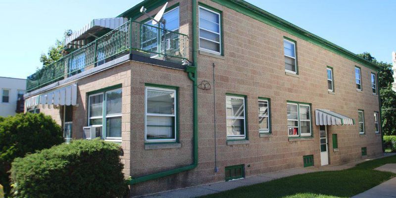 West Allis Apartment: 8008 W Becher St