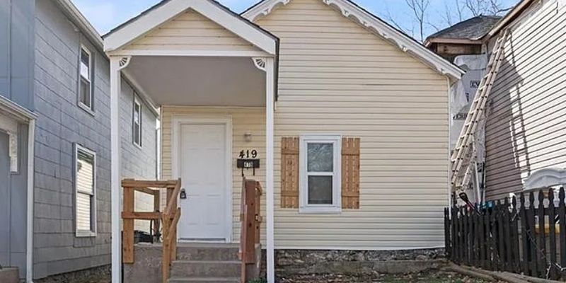 Leavenworth House: 419 Ottawa St