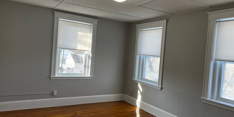 Quincy Apartment: 14 Russell St