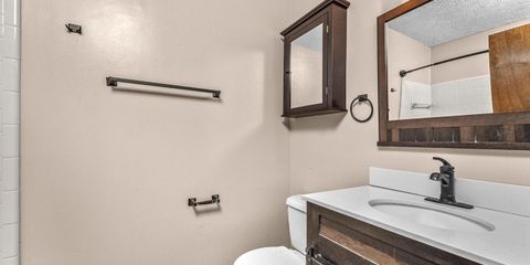 Master bath Red Oak.jpg