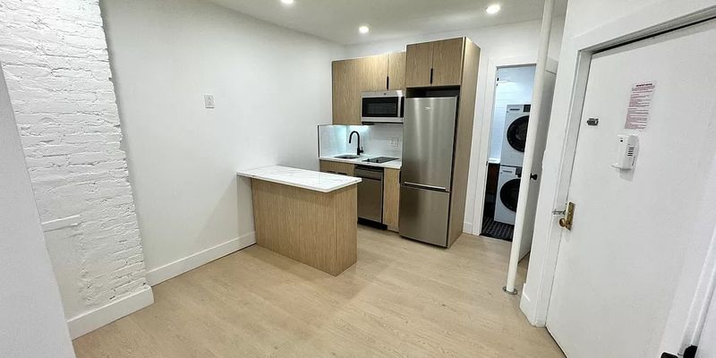 New York Apartment: 438 E 9th St