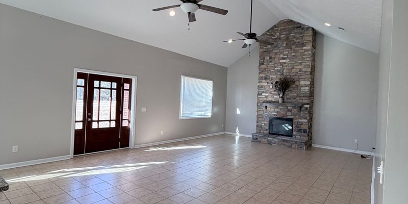 Pittsview House: 5247 US-431