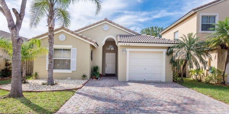 Homestead House: 1940 SE 14th Ct