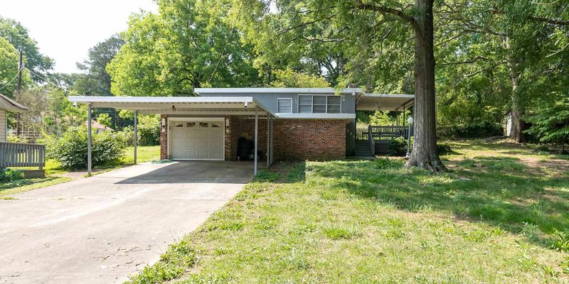 Birmingham House: 3290 Pike Ave