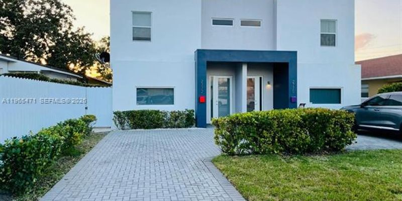 Miami House: 2772 SW 31st Ct