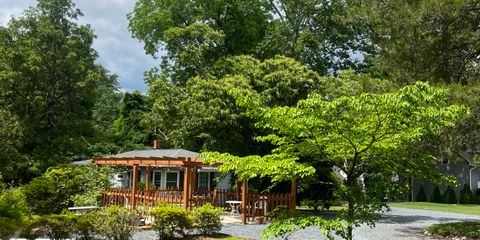 bennett arbor w drive.jpg