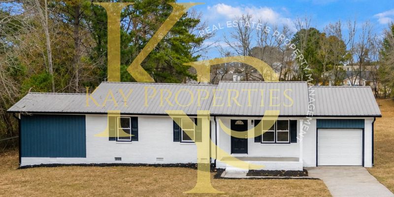 Hope Mills House: 6010 Muscat Rd
