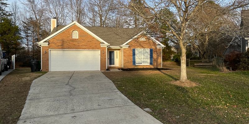 Charlotte House: 8601 Findon Pl