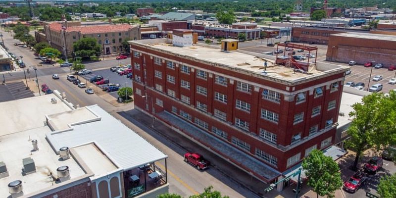 Waco Apartment: 800 Austin Avenue
