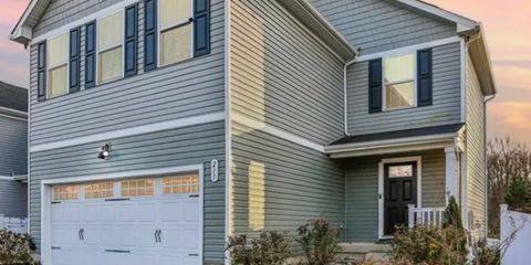 Capture- front of house.JPG