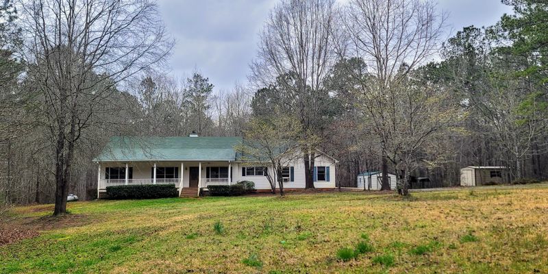 Newborn House: 1731 Gaissert Rd