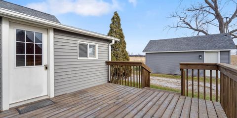 11-133 3037 Swan Lake Rd NE.jpg